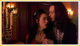 Drácula rememora su antiguo amor con Mina.